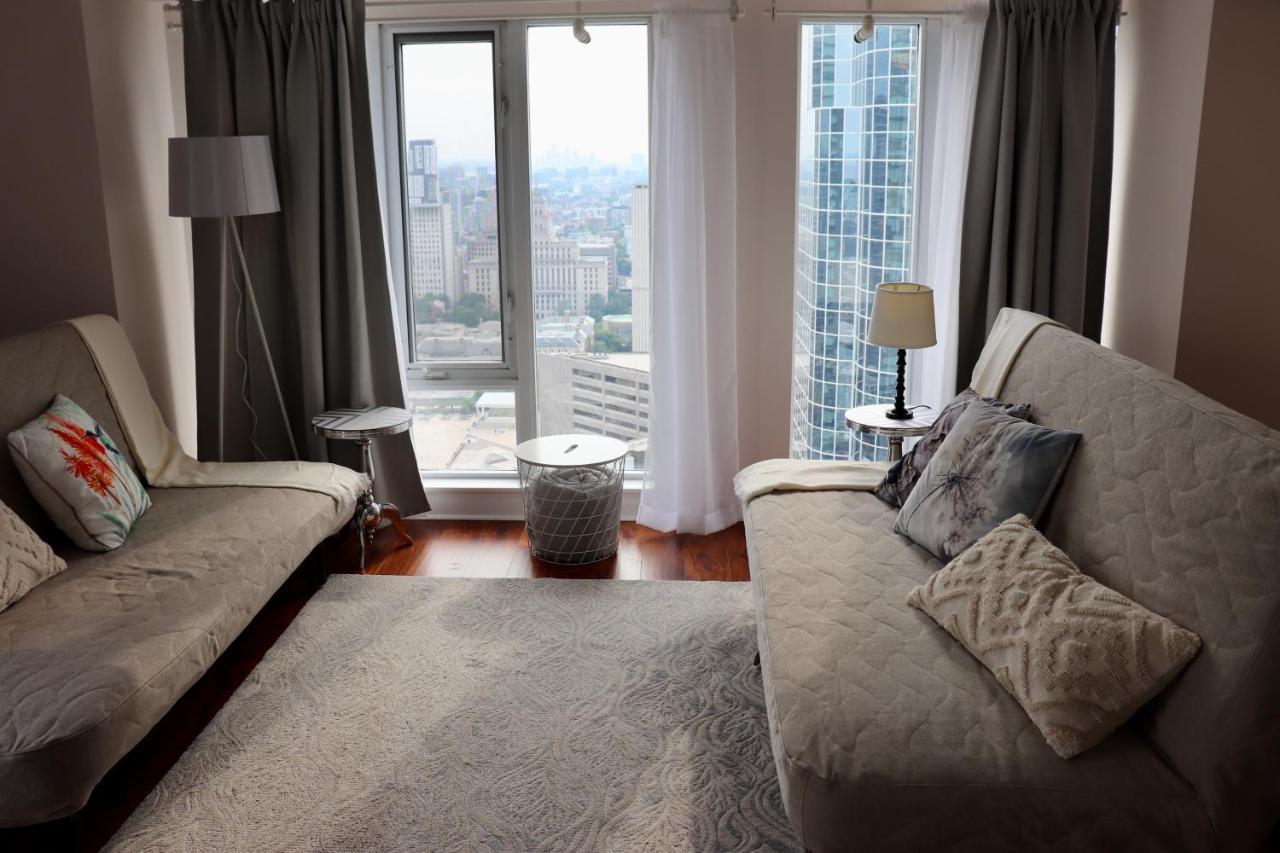 Apartment/2Bedrooms/2 Full Bathrooms/Free Parking تورونتو المظهر الخارجي الصورة
